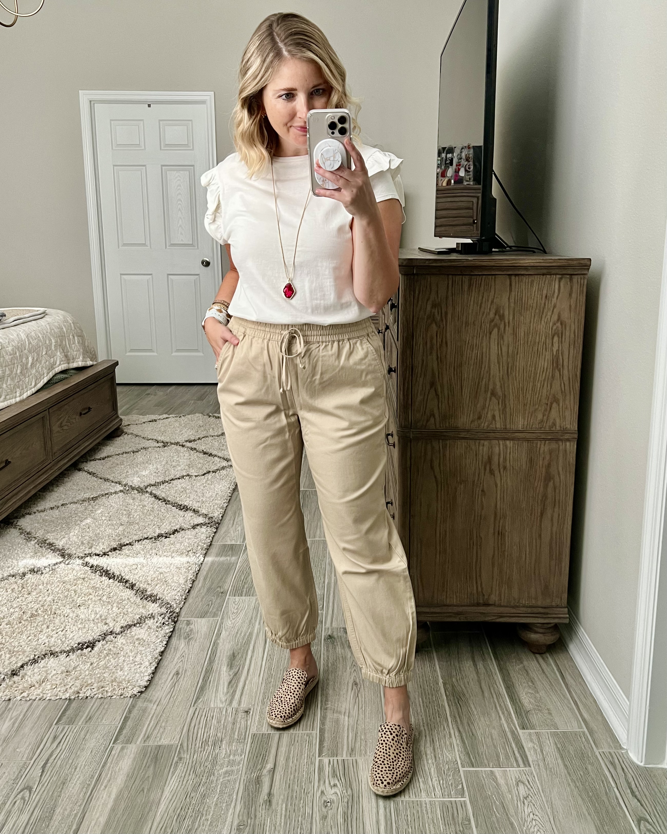 WFH Style: Jogger Pants – Pearls & Ponies